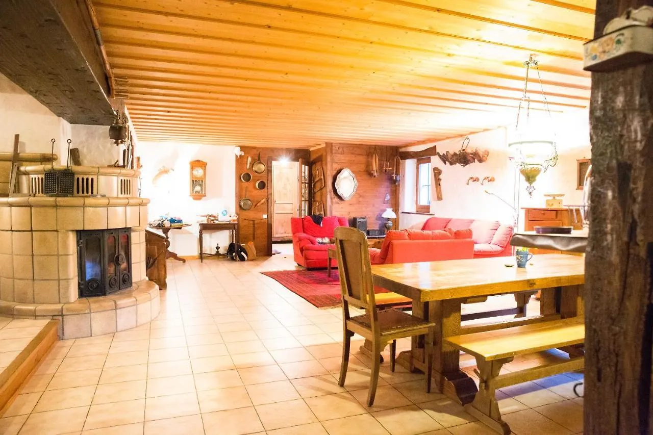 Chalet Familial Authentique Avec Jardin/Cheminee Samoens