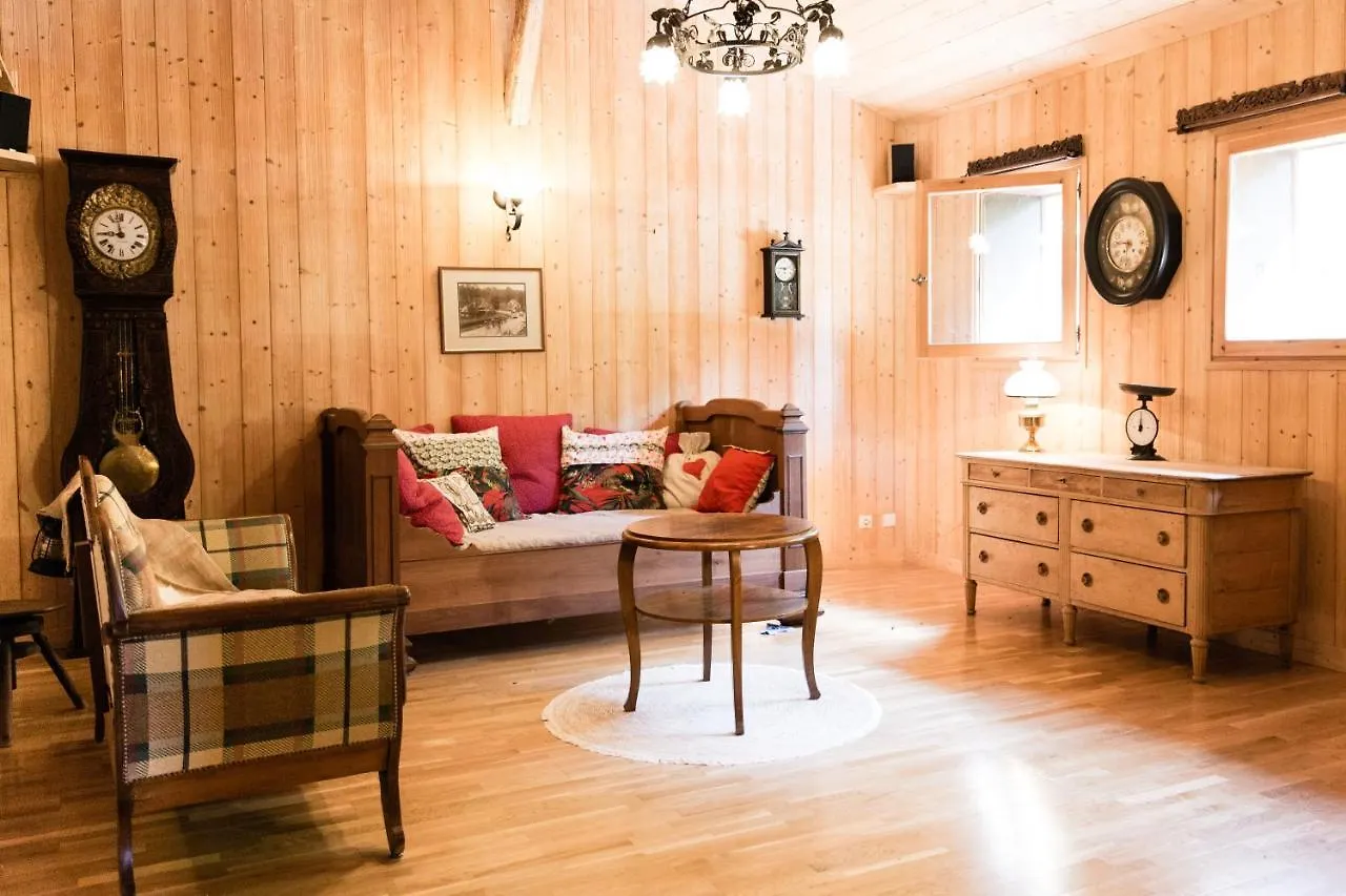 Chalet Familial Authentique Avec Jardin/Cheminee Samoens France