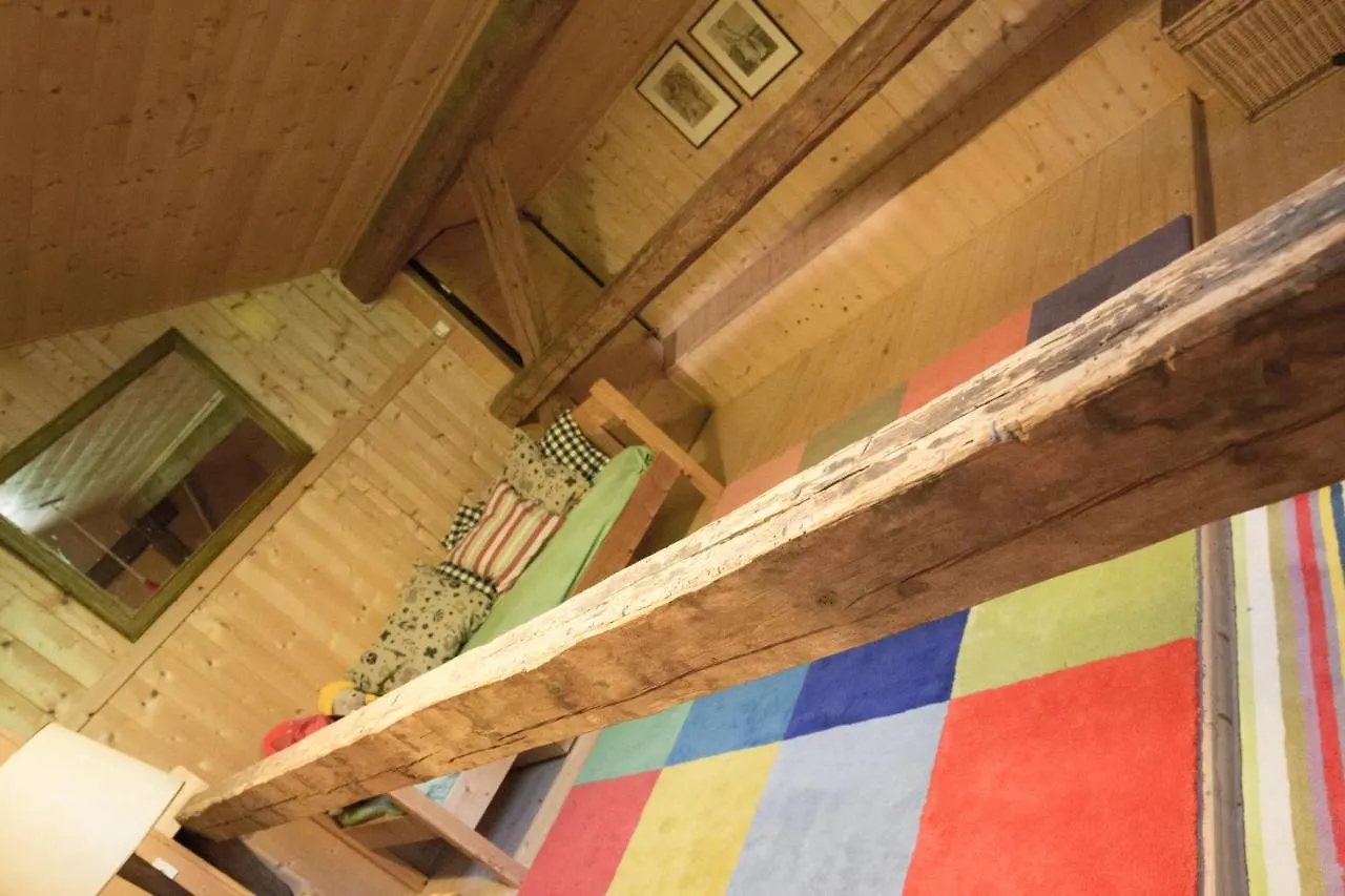 Chalet Familial Authentique Avec Jardin/Cheminee Samoens