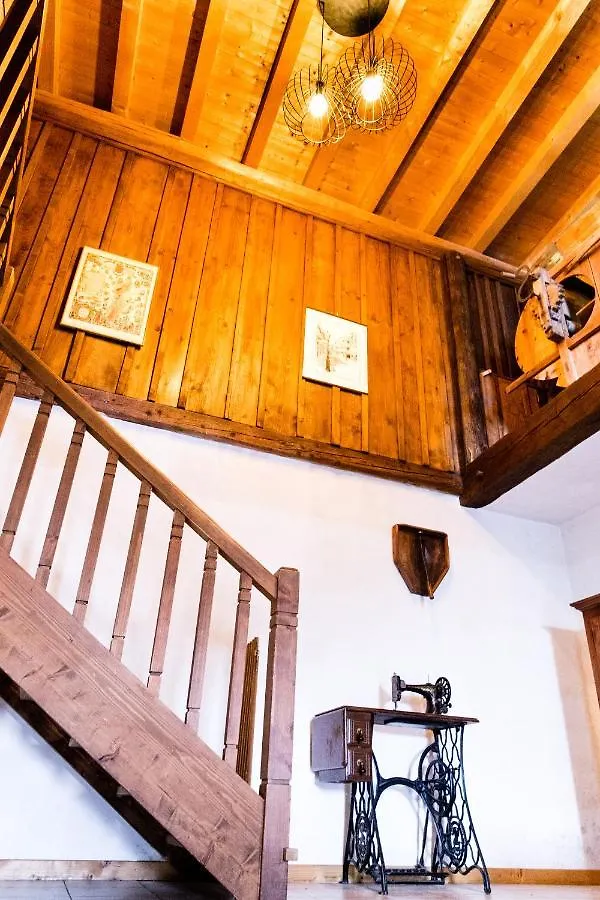 Chalet Familial Authentique Avec Jardin/Cheminee Samoens