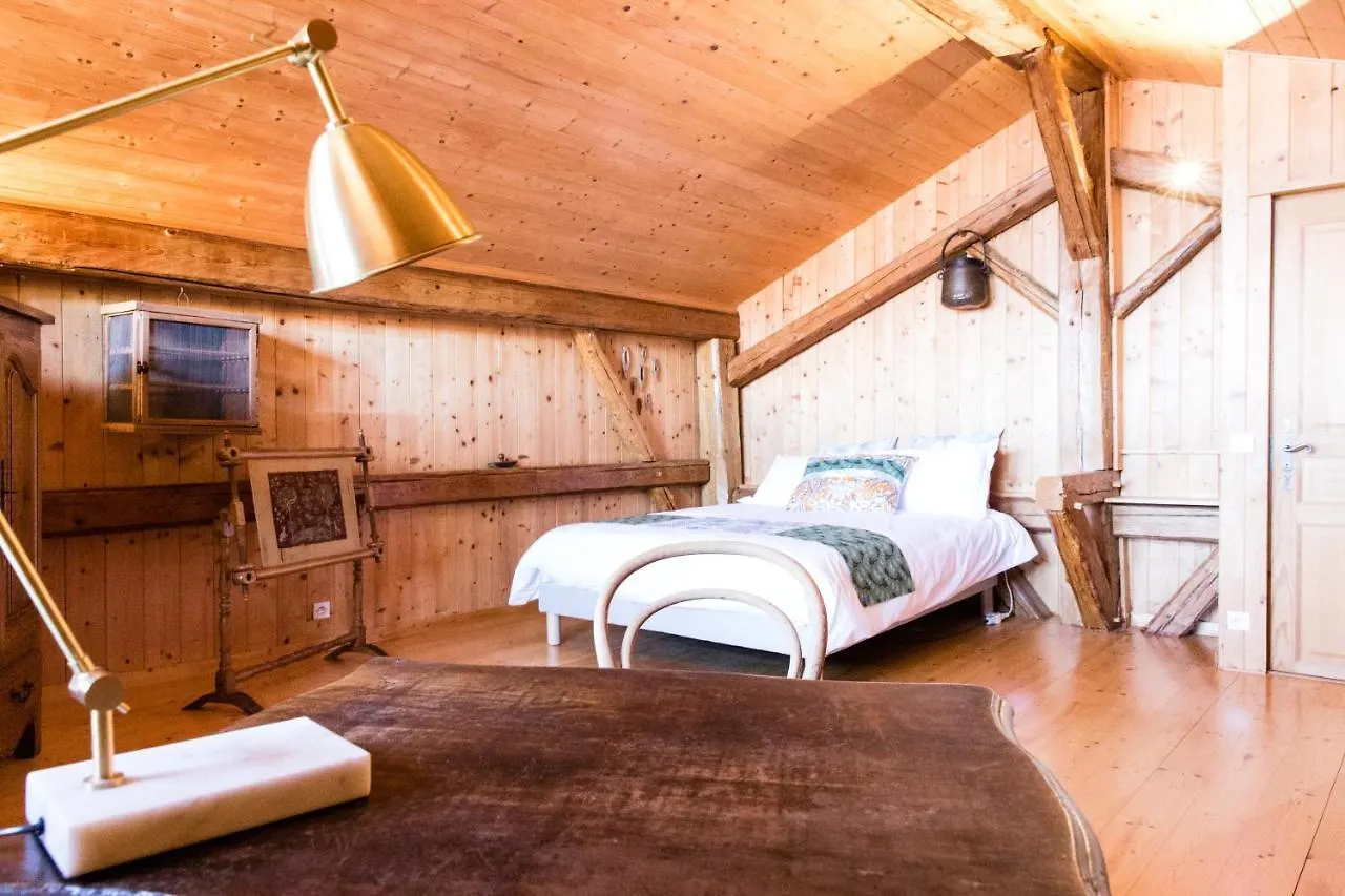 Chalet Familial Authentique Avec Jardin/Cheminee Samoens