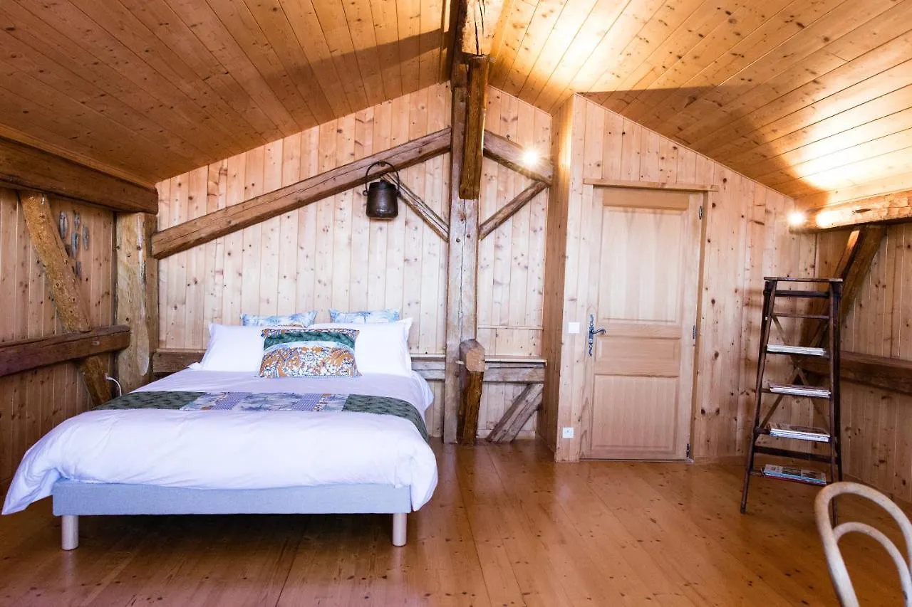 Chalet Familial Authentique Avec Jardin/Cheminee Samoens