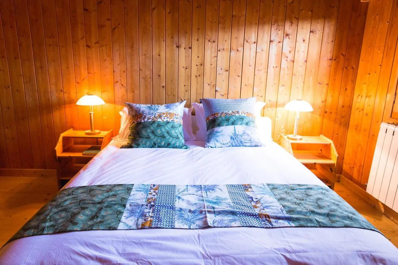 Chalet Familial Authentique Avec Jardin/Cheminee Samoens