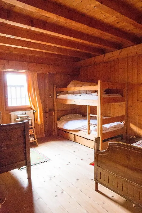 Chalet Familial Authentique Avec Jardin/Cheminee Samoens