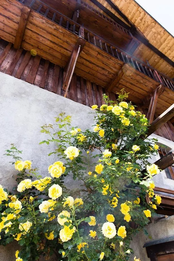 Chalet Familial Authentique Avec Jardin/Cheminee Samoens 0*,