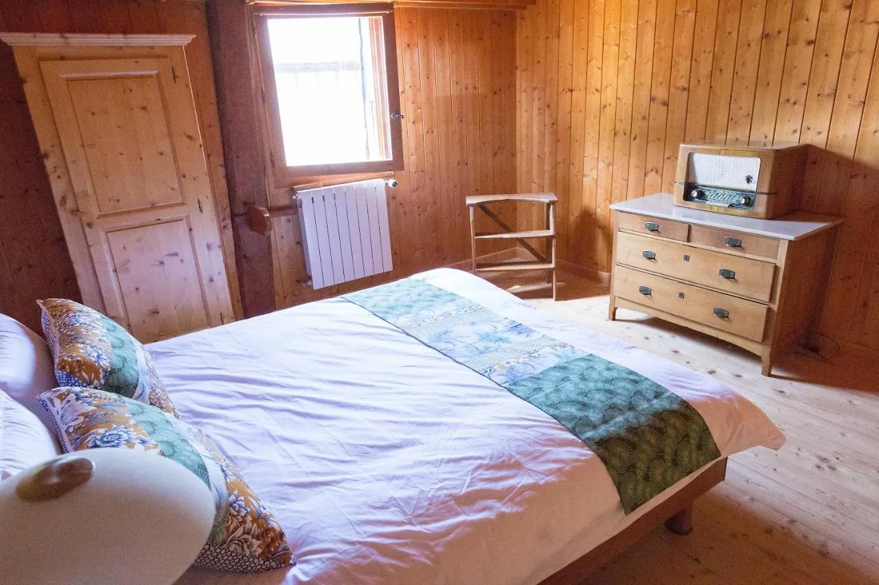Chalet Familial Authentique Avec Jardin/Cheminee Samoens 0*,
